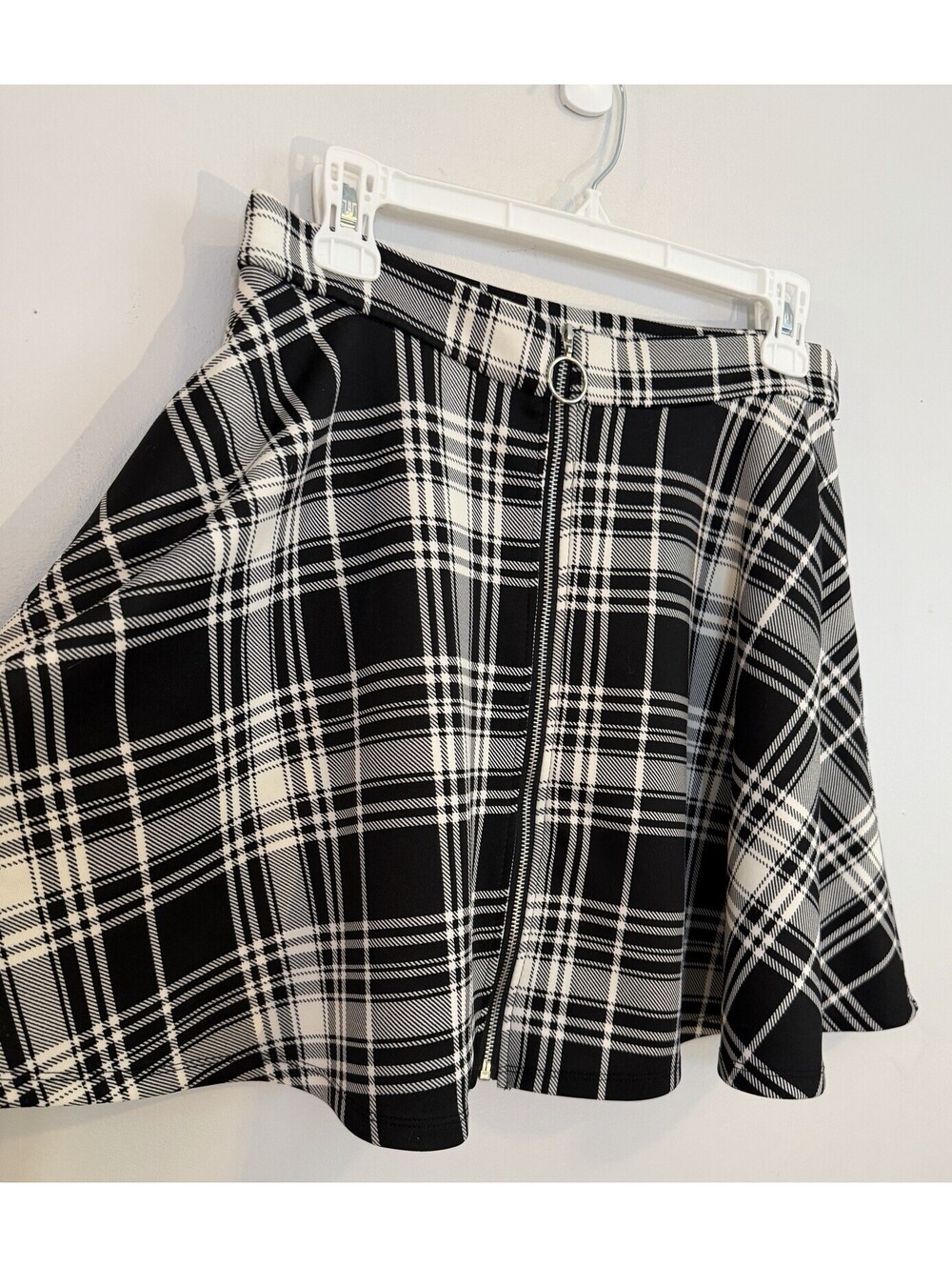 Hot Topic Black White Plaid O-ring Skater Mini Skirt Zip Front Goth Emo Mall Med - Picture 5 of 6
